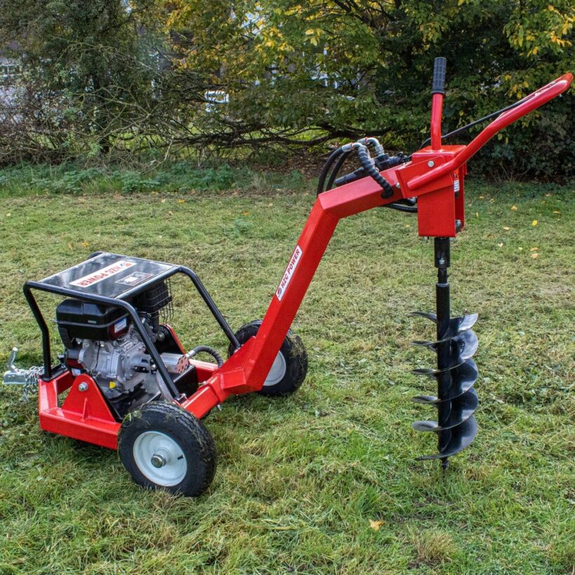 Hydraulic earth drill in red and black from HZC Power
