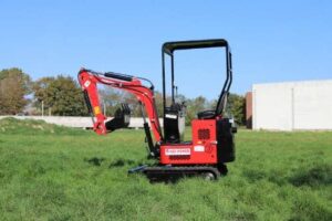 New in our range our wheel loader with 2500 kg nominal load (HZC825)